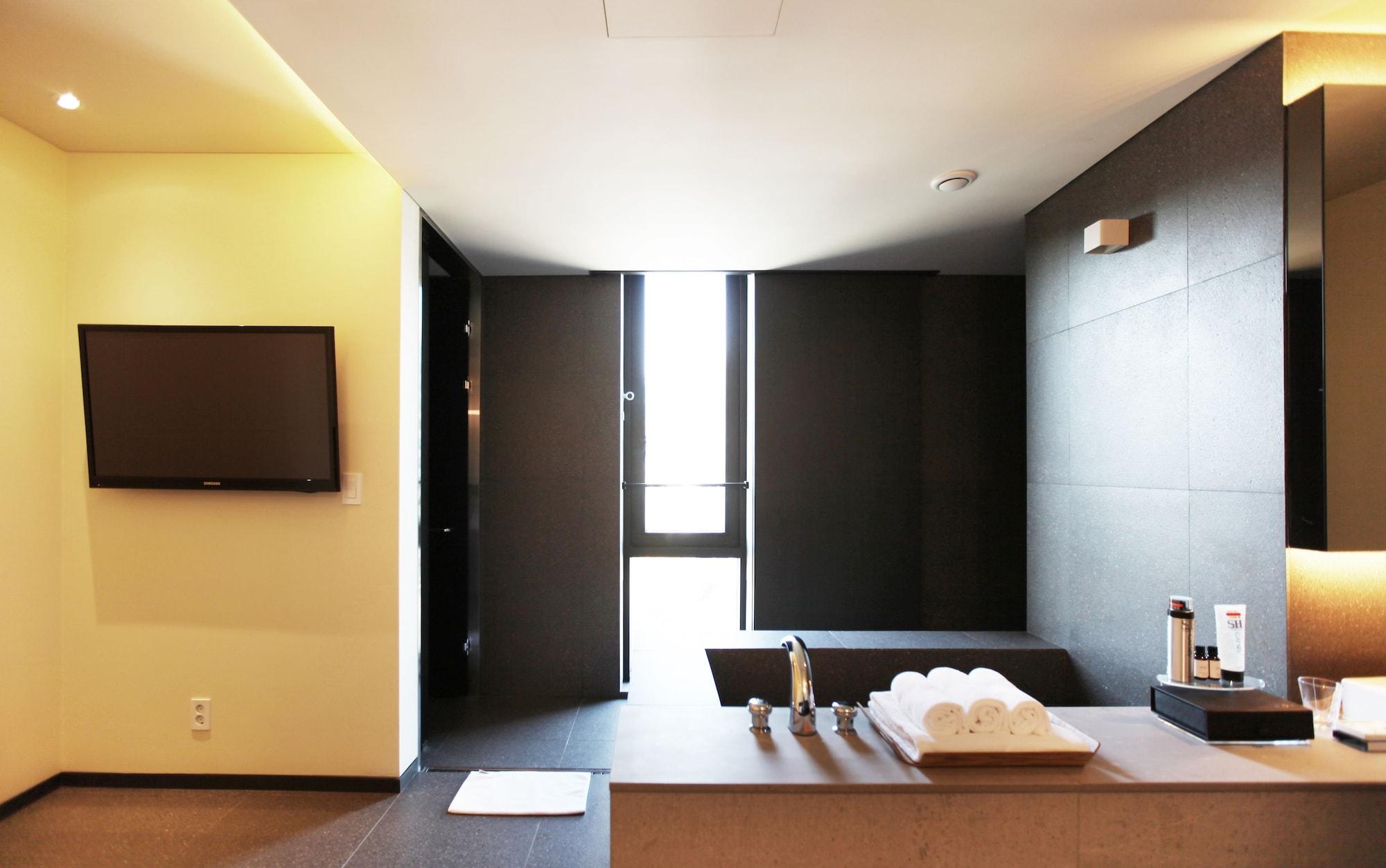 Hotel Vine 城南市 外观 照片