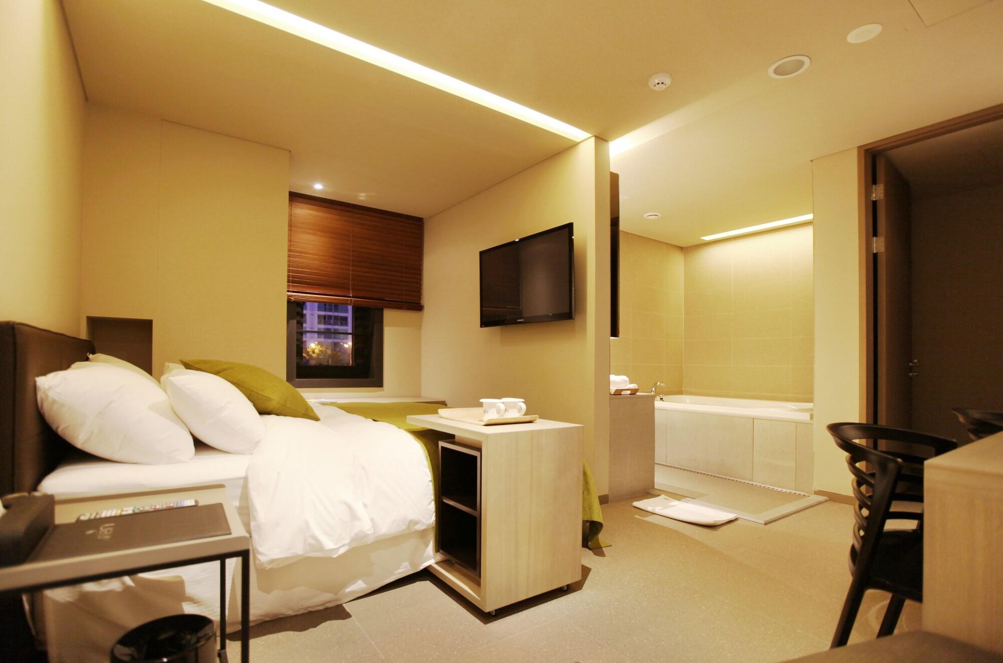 Hotel Vine 城南市 外观 照片